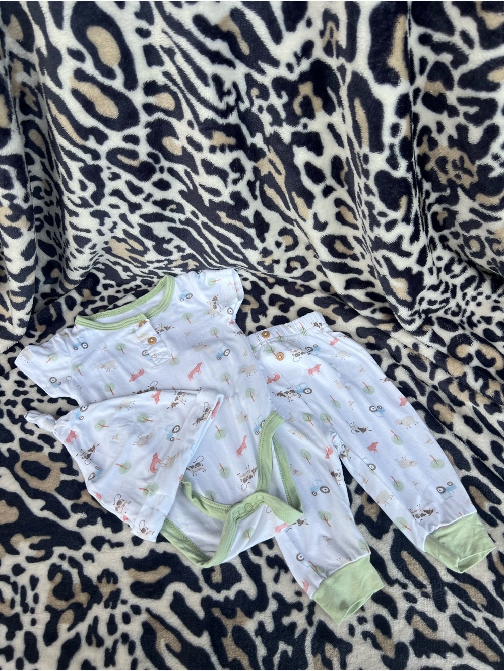 3-Piece Milkberry Brand Baby 
playful farm animal print w/ Romper, Pants & Hat